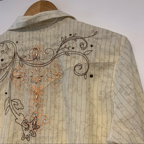 Wrangler | Button Down Rodeo Shirt - Picture 10 of 16